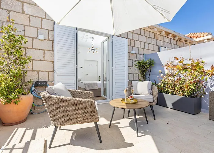 D&l, Free Parking On-site 3* Dubrownik