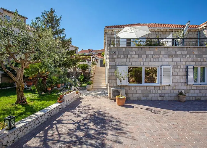 D&l, Free Parking On-site 3* Dubrovnik