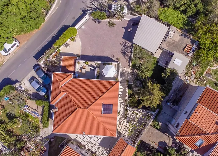 D&l, Free Parking On-site Dubrownik