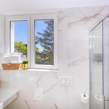 D&l, Free Parking On-site Gasthof