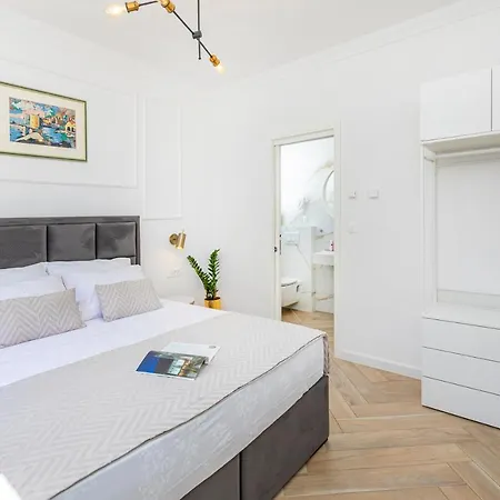 D&l, Free Parking On-site Dubrovnik